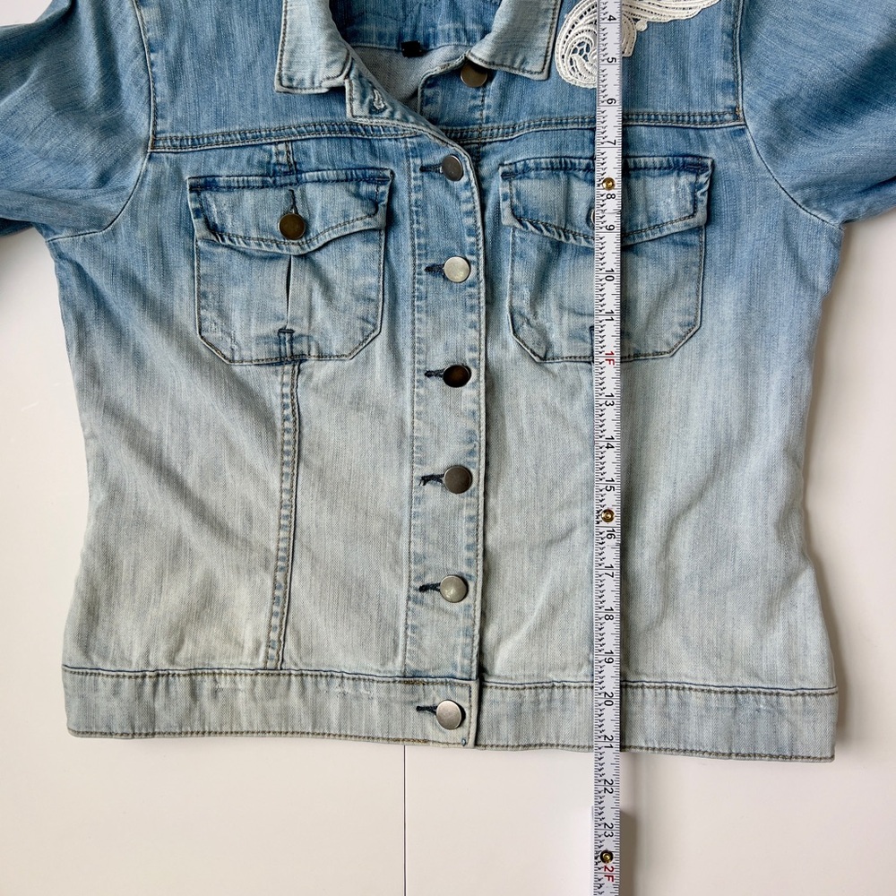 Kut from the Kloth Denim Jacket with Lace Detail - Picture 7 of 7